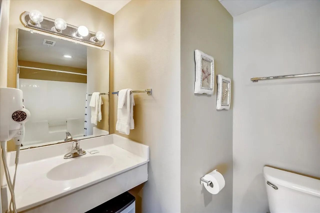 Apartment Shores Of Panama 1804 - 2 Bedroom Bunkroom Sleeps 8, Updated! Free Fun, Condo Panama City Beach
